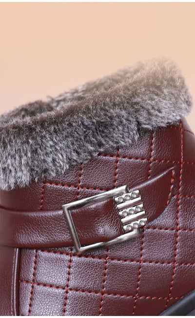 Bottines orthopédiques en similicuir doublées de fourrure
