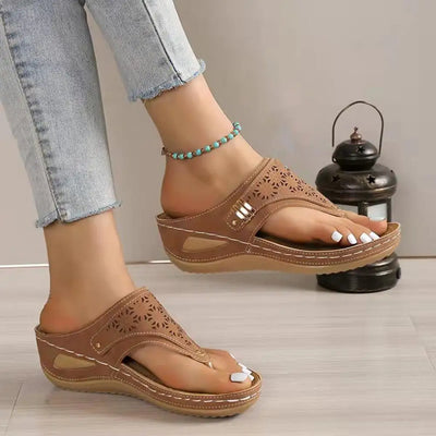 Sandales Compensées Femme – Confort & Usage Quotidien